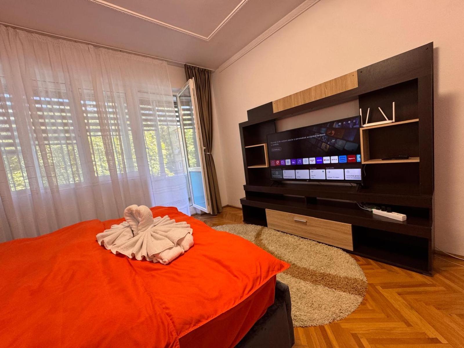 Linen Tree Apartment Băile Herculane Exterior photo